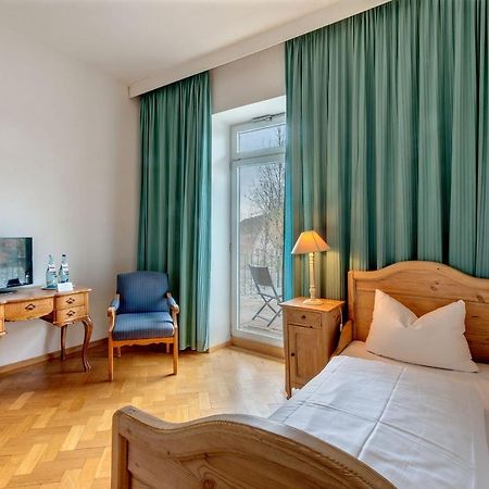 Hotel Kolbergarten Бад-Тельц Екстер'єр фото